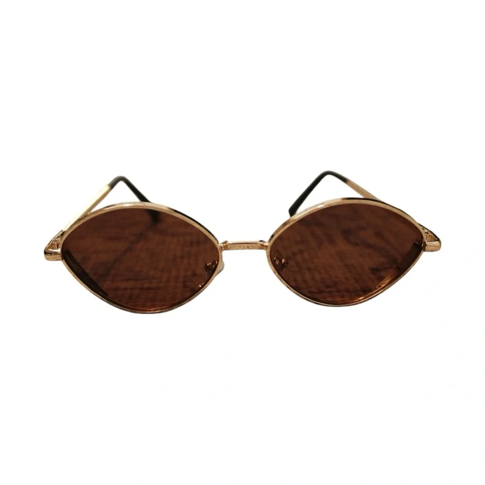 Gold and Brown Sunglasses‎